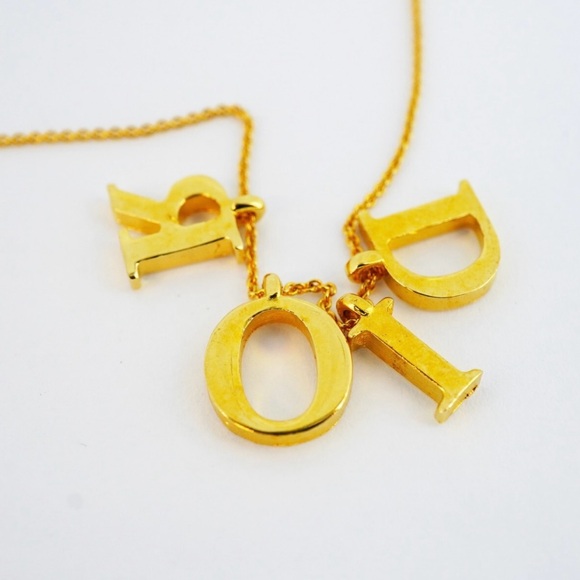 Dior Necklace - Picture 6 of 9